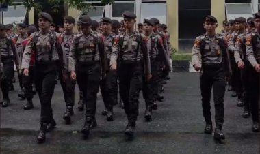 Direktur Samapta Polda Sumbar Kombes Pol. Achmadi menegaskan bahwa latihan PBB merupakan fondasi penting dalam membentuk karakter personel Polri yang profesional.